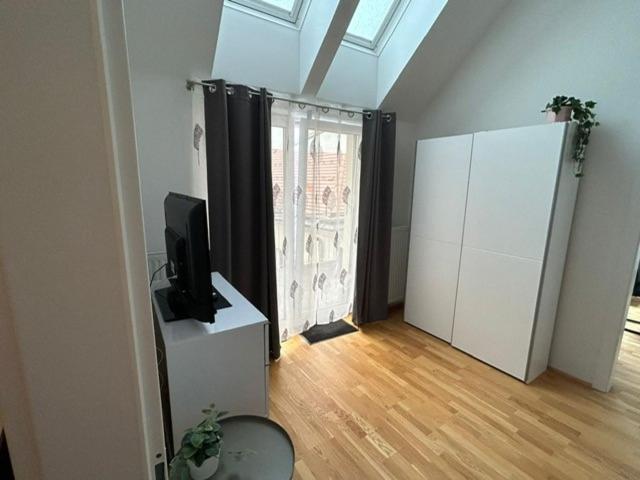 Paky Appartements 00323 Bruck an der Leitha Esterno foto